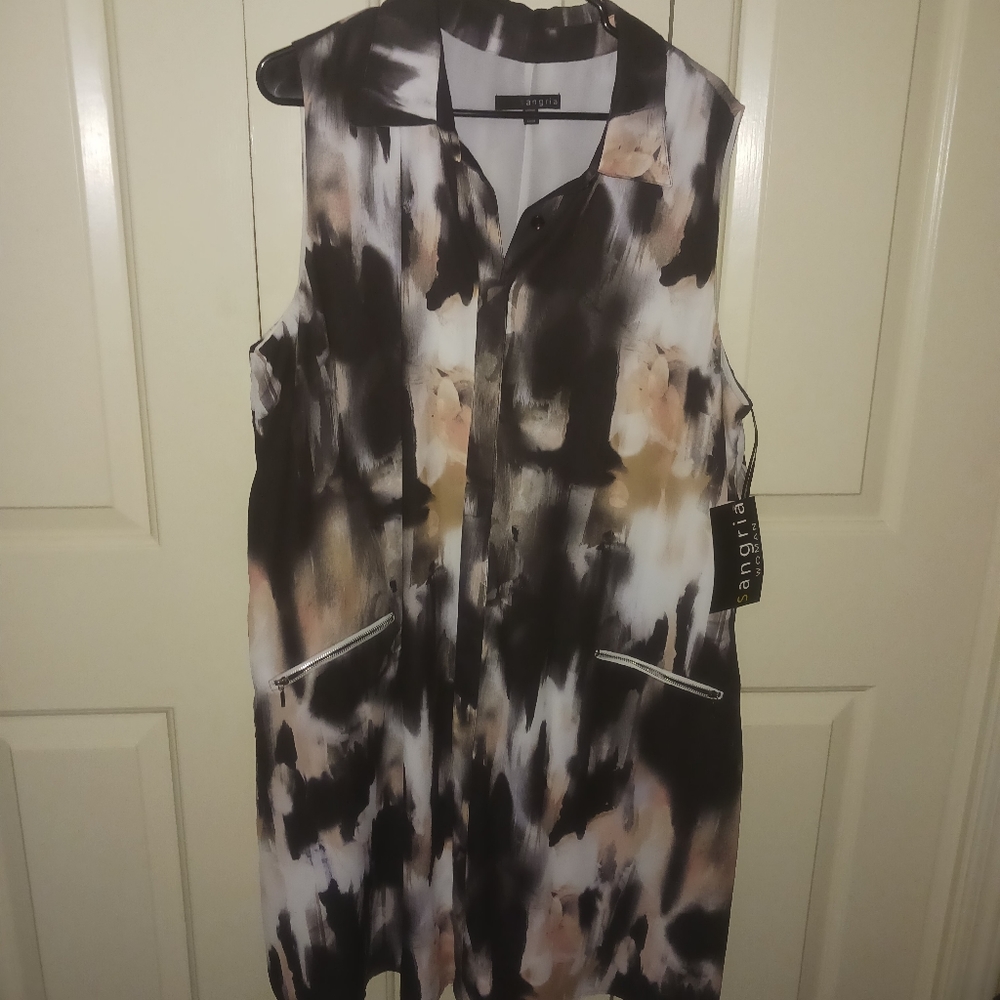 Dress By Sangria Woman.